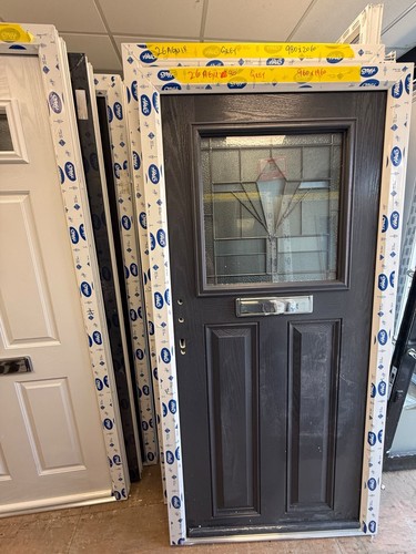 New anthracite grey composite - ,